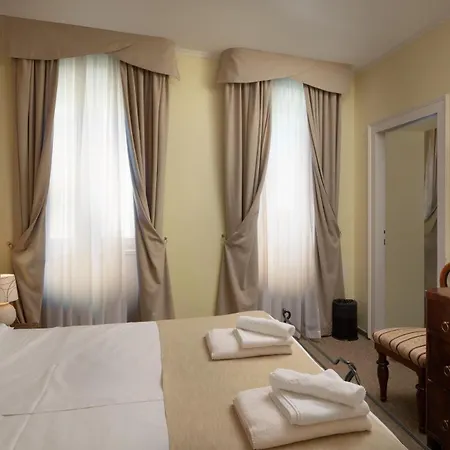 ヘリテージ アンジェロ ドロ ホテル 4*