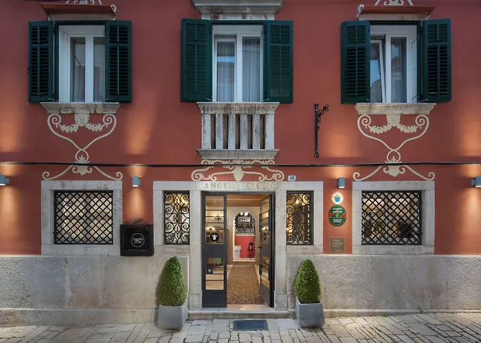 Angelo D'oro מלון 4*