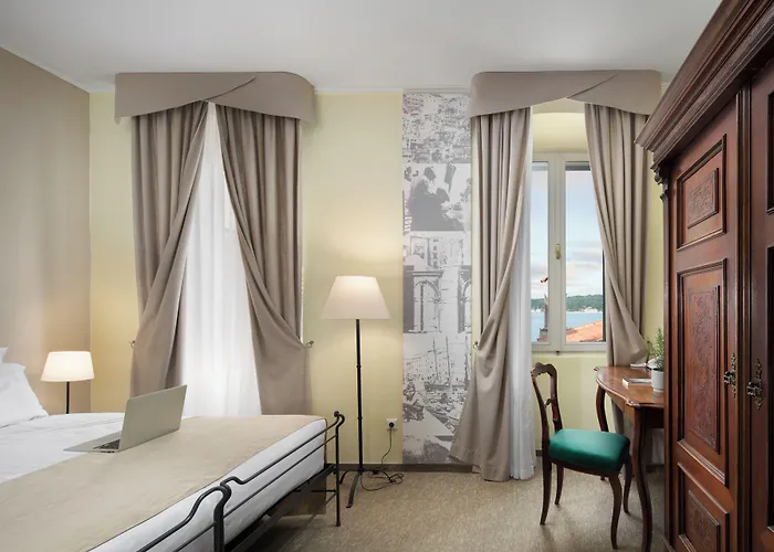 מלון Angelo D'oro רוביני