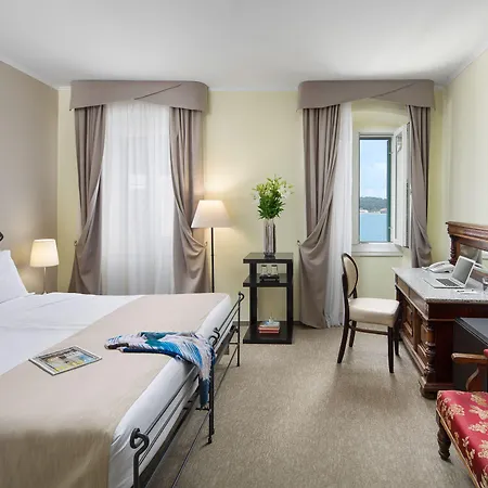 Angelo D'oro Hotel 4*